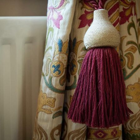 Moreton Hall Farm Bed & Breakfast Newport  Dış mekan fotoğraf