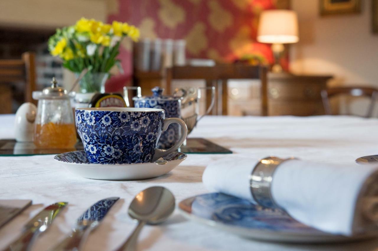 Moreton Hall Farm Bed & Breakfast Newport  Dış mekan fotoğraf